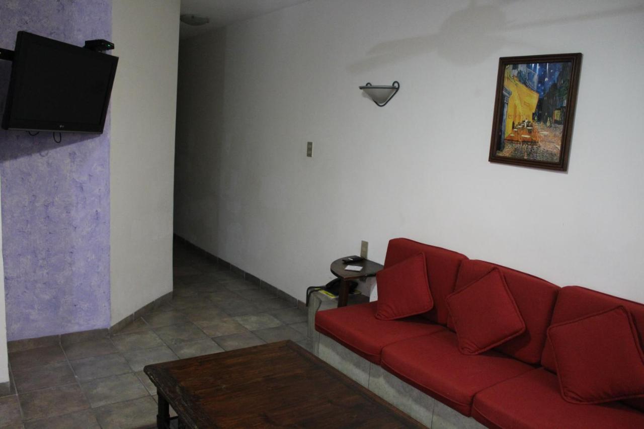 Invernadero Hotel 2*